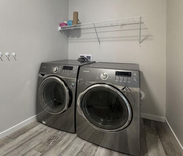 Maison en rangée à louer grand 6-1/2 semi meublé - Photo 3