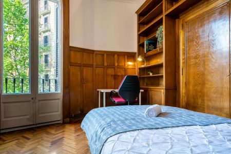 Carrer de Balmes, Barcelona, Catalonia 08007 - Photo 5