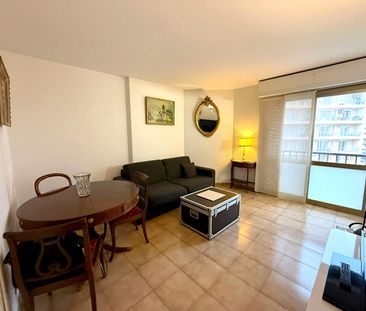 Location Appartement 1 pièce 41m² - Photo 1