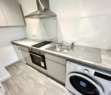 Shirley Road, SO15 - Photo 1