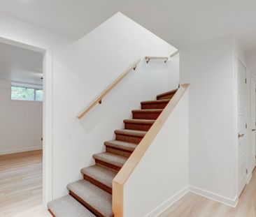 296 Av. Hickory - Photo 5