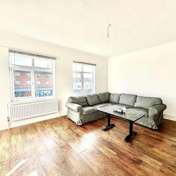 Woodhouse Road, North Finchley, London, N12 - Photo 1