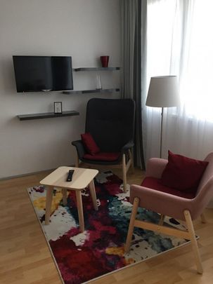 Pronájem bytu 1+kk 36 m² - Photo 1