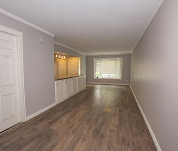 97 Hill Park Lane, St. Catharines - 3 Bedroom Main Unit - Photo 4