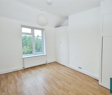 4 bedroom house to rent - Photo 2