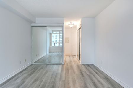 For Lease - 8 Hillcrest Avenue Unit# 706, Toronto, Ontario - Photo 2