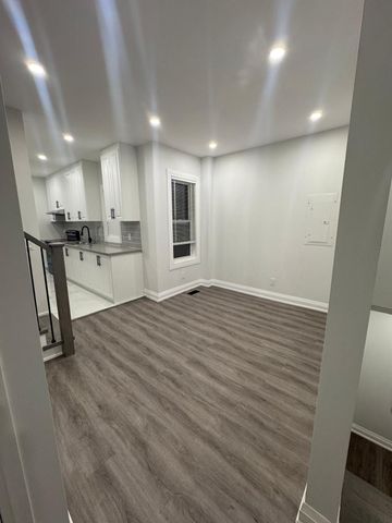 For Lease - 414 perth Avenue Unit# #Upper, Toronto, Ontario - Photo 3