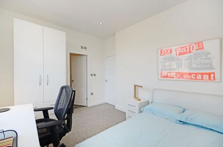 3 bedroom apartment to rent Rockingham Lane, Sheffield, South Yorkshire, S1 - Photo 2