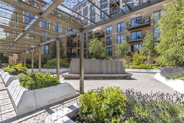 Contemporary two bedroom apartment located on the edge of The Pantiles - Photo 1