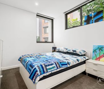 Stunning two-bedroom apartment sitting in the heart of Botany - Photo 4