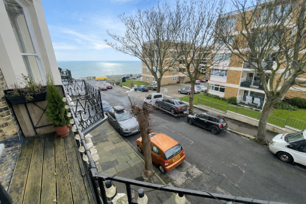 Albert Road, Ramsgate - Photo 1