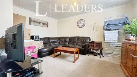 3 bedroom terraced house to rent - Photo 4