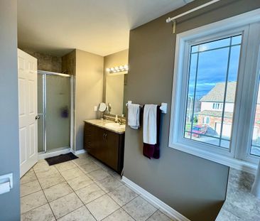 For Lease - 640 Via Campanale Avenue, Barrhaven, Ontario - Photo 1