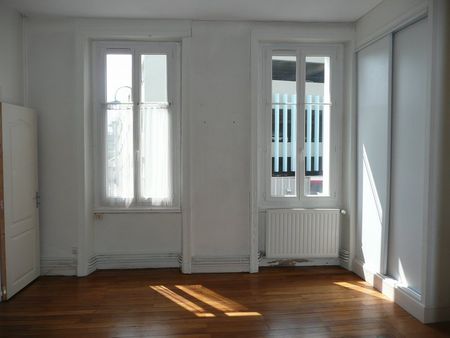 Location Appartement 2 pièces 33m² - Photo 3