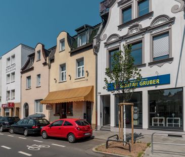 City-Residence: Neu möbliertes Design-Apartment mit exzellenter Aus... - Photo 2