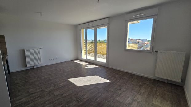 Location Appartement 1 pièce 29m² LA CHAPELLE ST MESMIN 45380 - Photo 1