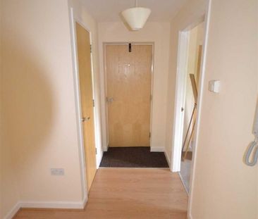 2 bed Apartment for Rent - Photo 6