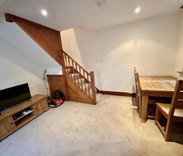 2 bedroom private hall to rent - Photo 1