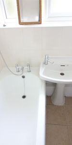 Penwerris Avenue, Isleworth - Photo 4