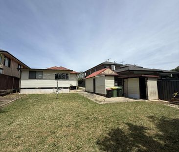 6 Blackall Street, Revesby NSW - Photo 4