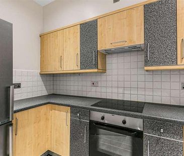 Regents Court, Sopwith Way, Kingston Upon Thames, KT2 - Photo 5