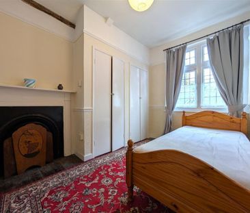 10 High Street, Totnes - Photo 3
