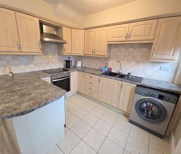 2 bedroom terraced house to rent - Photo 5
