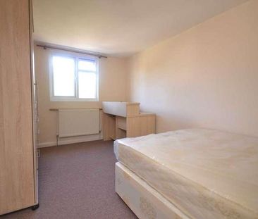 Grange Avenue, University Area, RG6 - Photo 3