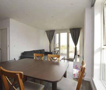 2 bedroom flat to rent - Photo 3