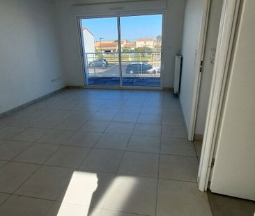 Location Appartement 2 pièces 40m² PINS JUSTARET 31860 - Photo 5