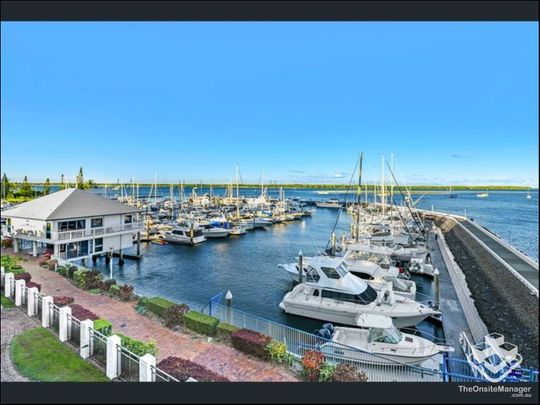 EXCLUSIVE BROADWATER VIEWS - Photo 1