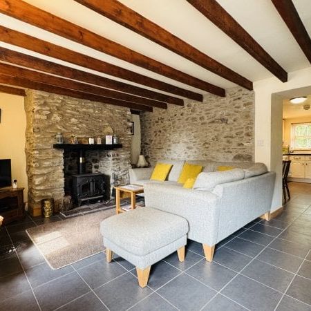 Llanddewi Brefi, Tregaron, SY25 - Photo 1