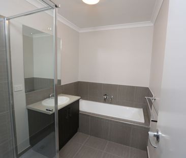 Duplex Home! - Photo 4