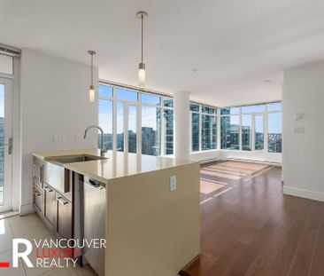 Condo in Downtown Vancouver, BC - Photo 2