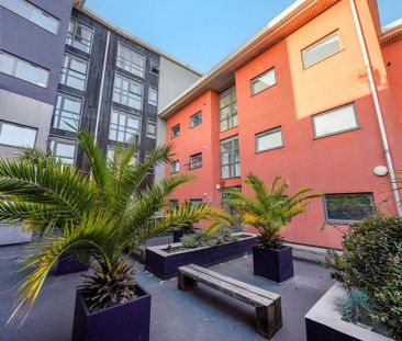 2 bedroom apartment to rent - Photo 2