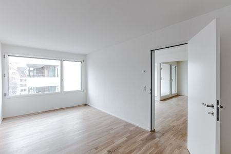 Extraordinarily cozy living! - Photo 5