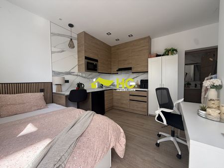 Alquiler Estudio en Urbanización - El Bosque, Villaviciosa De Odón - Photo 5