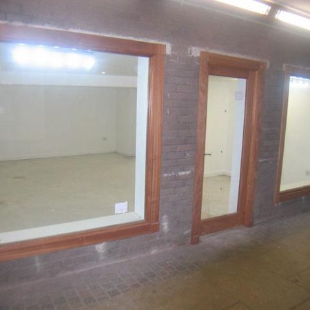 Property to rent - Photo 3