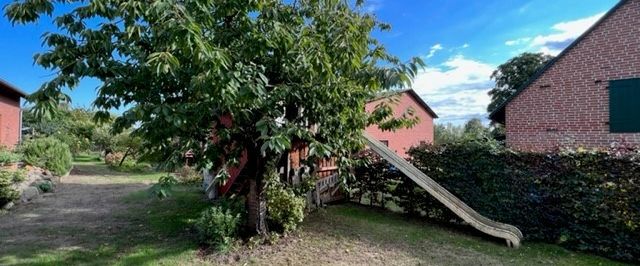 Wunderschönes Einfamilienhaus in ruhiger Lage mit hervorragender Anbindung nach Wolfsburg - Foto 1