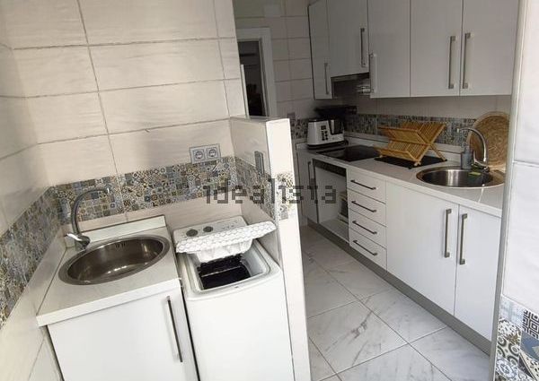 Alquiler de piso en Avenida romería del carmen, 54