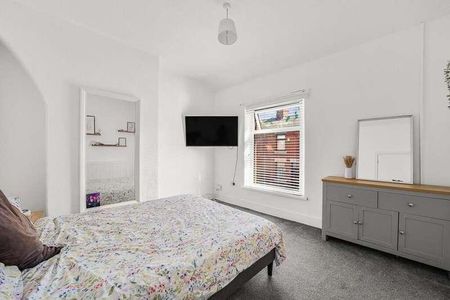 Gladstone Street, WA10 - Photo 4