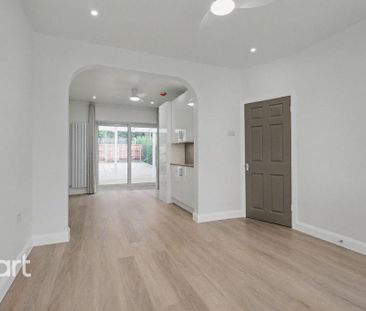 3 bedroom semi-detached house to rent - Photo 2