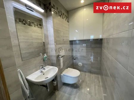 Nadstandardní byt 3+kk s garážovým stáním, Zlín - Podlesí - Fotografie 5