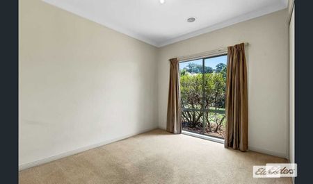 Quiet Court Location With Views - Photo 4