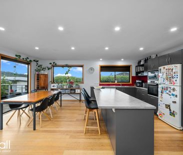 Modern living in desired and established area - Photo 4