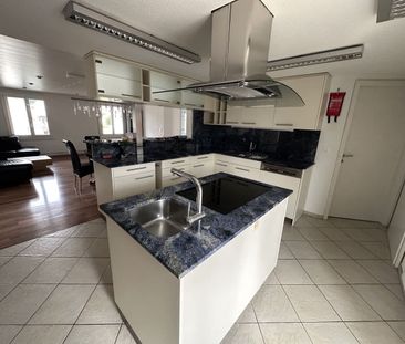 7.5 Zimmer, 158 m², 2. Stock - Photo 2