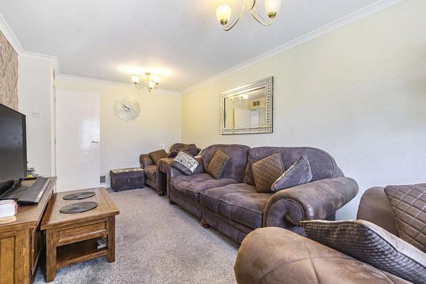 2 bedroom bungalow to rent - Photo 1