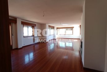 Apartamento T3 em Porto