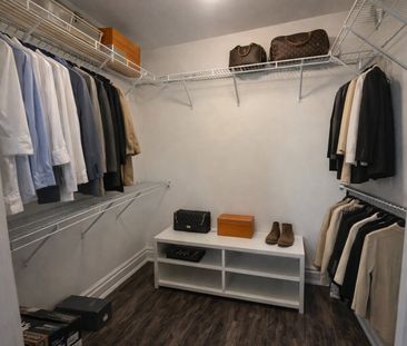 1010 Rue Ste Catherine E., Montréal (Ville-Marie), QC H2L - Photo 4