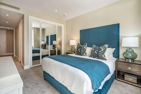 Westferry Circus, Canary Wharf, London, E14 - Photo 3